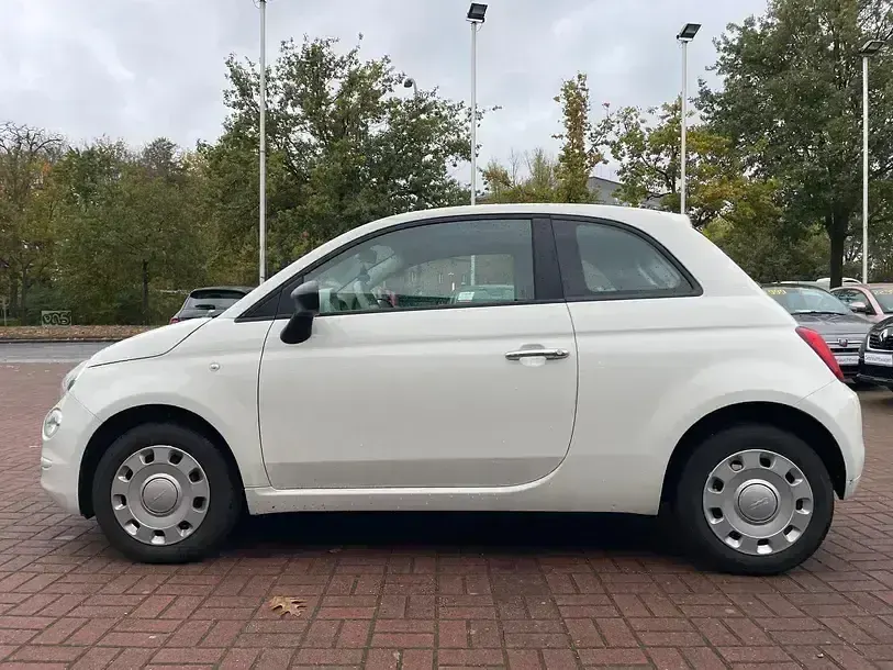 Gebraucht Fiat 500 Basis 69 PS (50 kW) 2023 Weiss Kleinwagen