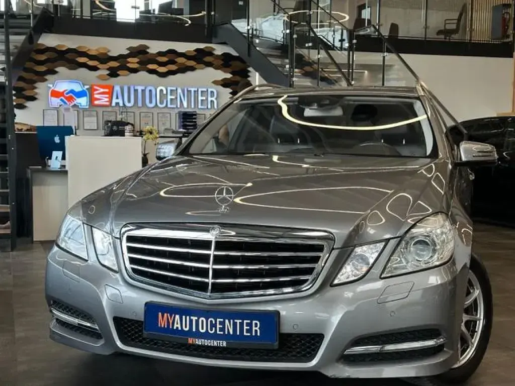 Second-hand Mercedes E250 Avantgarde 204 CP (150 kW) 2011 Argintiu Break