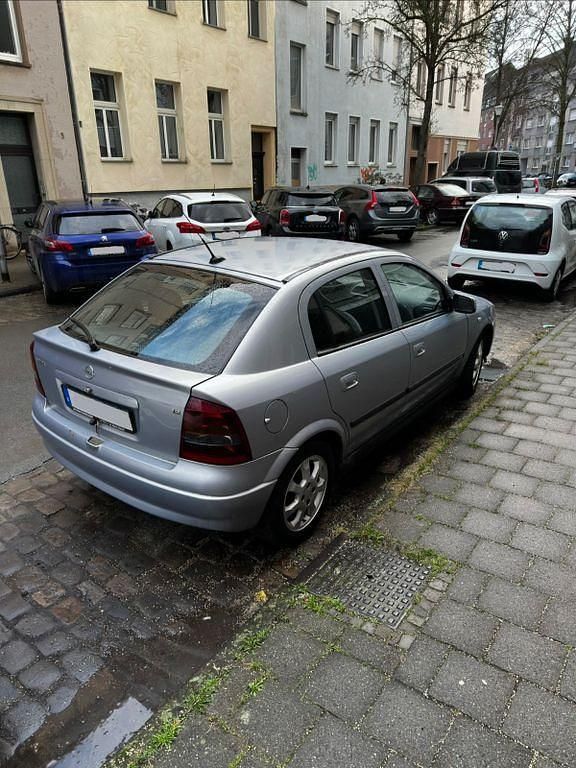 Gebraucht Opel Astra 105 PS (77 kW) 2002 Grau Limousine