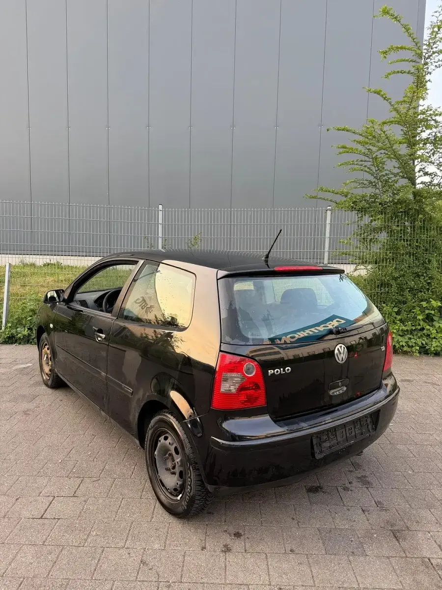 Gebraucht VW Polo Edition 64 PS (47 kW) 2004 Schwarz Kleinwagen