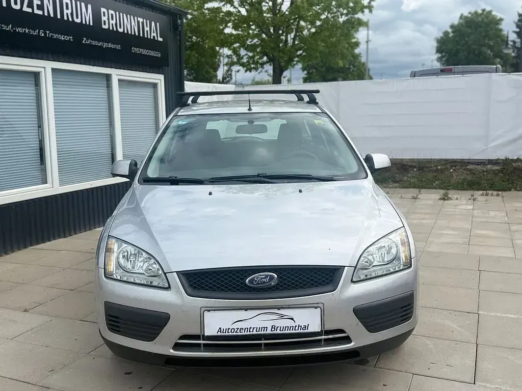 Brugt Ford Focus Fun X 101 HK (74 kW) 2007 Sølv Sedan