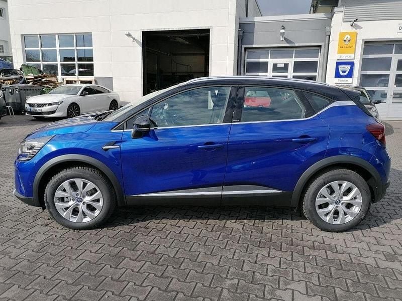 Gebraucht Renault Captur Intens 158 PS (116 kW) 2022 Blau SUV