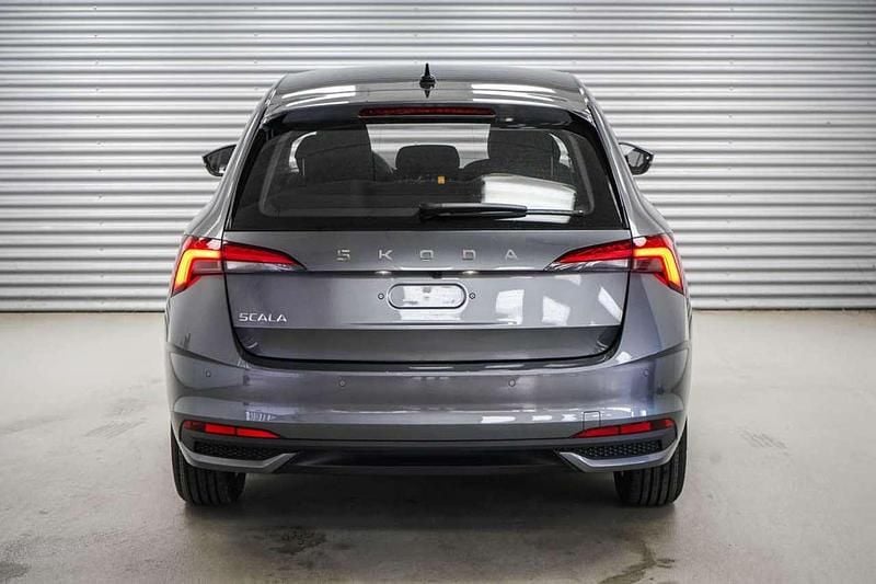 Neu Skoda Scala Selection 116 PS (85 kW) 2025 Graphite grau Kleinwagen
