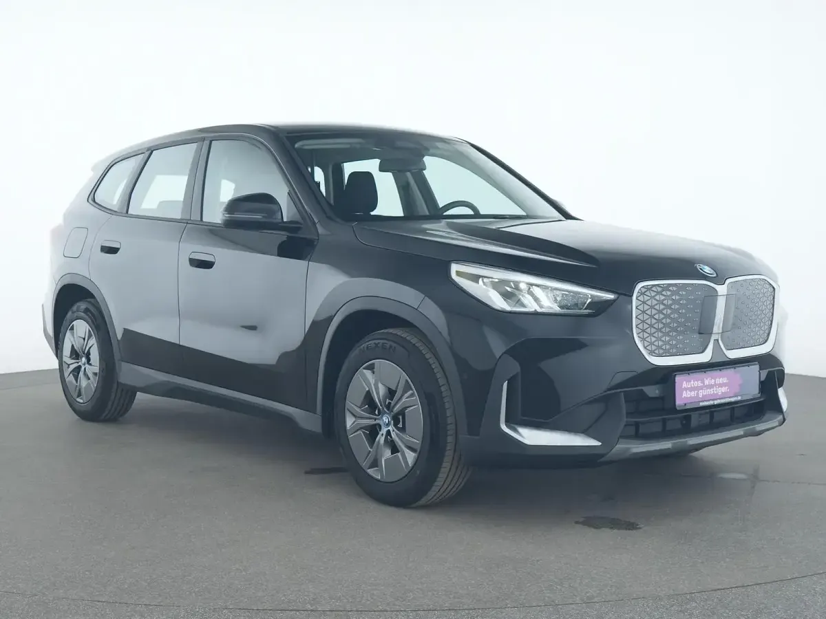 Gebraucht BMW iX1 150 kW (204 PS) 2024 Schwarz ii SUV