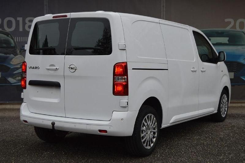 Gebraucht Opel Vivaro Innovation 150 PS (110 kW) 2020 Weiß Van / Kleinbus