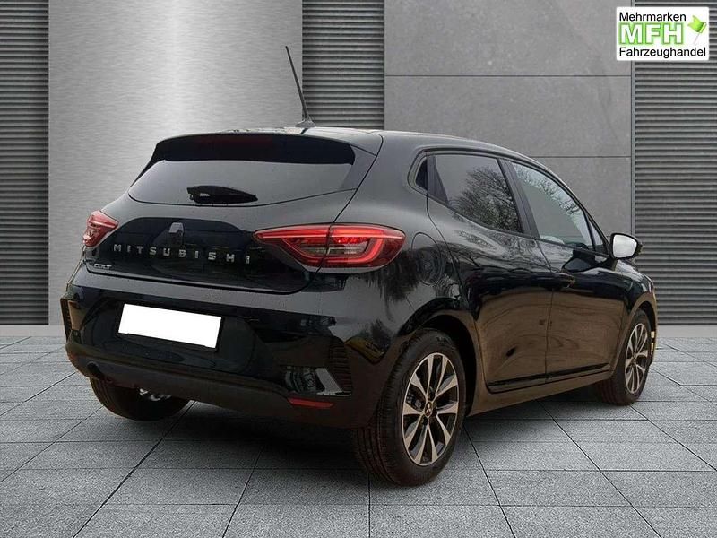 Gebraucht Mitsubishi Colt Plus 91 PS (66 kW) 2025 Onyxschwarz Limousine