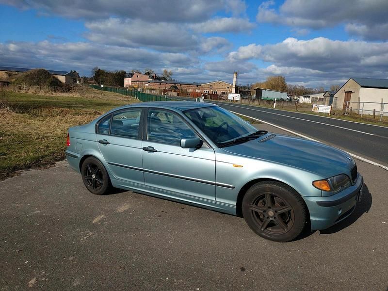 Gebraucht BMW 316 116 PS (85 kW) 2002 Limousine