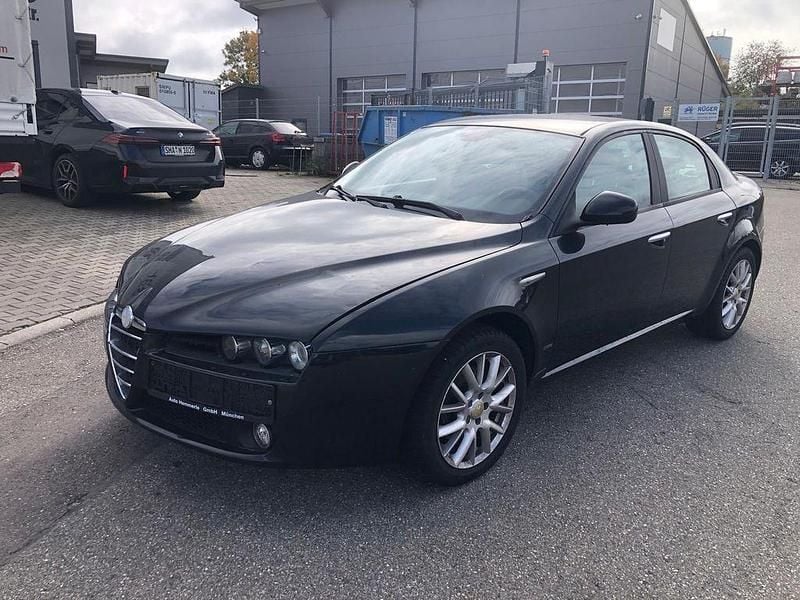 Schwarz Gebraucht 2007 Alfa Romeo 159 Distinctive Limousine | 980 € (Superpreis) - Bild 1/4