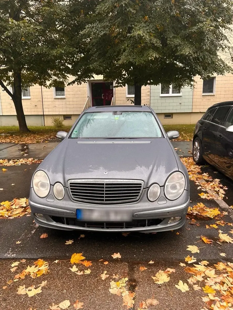 Gebraucht Mercedes E320 224 PS (164 kW) 2004 Blau Limousine