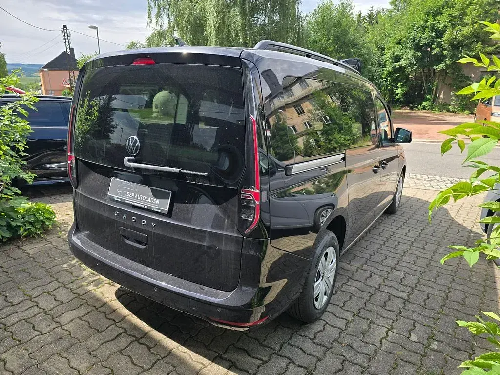 Neu VW Caddy Maxi 116 PS (85 kW) 2026 Schwarz Van / Kleinbus