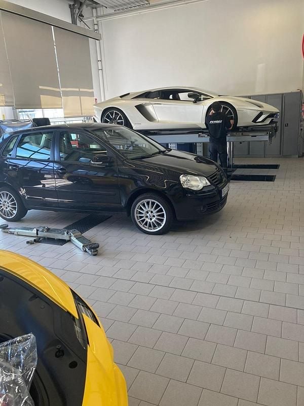 Gebraucht VW Polo 80 PS (58 kW) 2007 Schwarz Kleinwagen