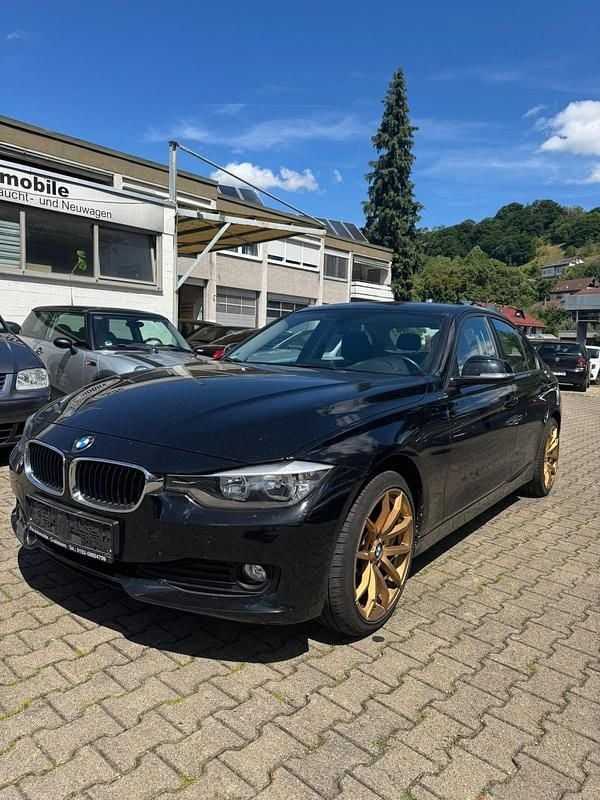 Schwarz Gebraucht 2012 BMW 316 Limousine | 8.500 € (Guter Preis) - Bild 1/4