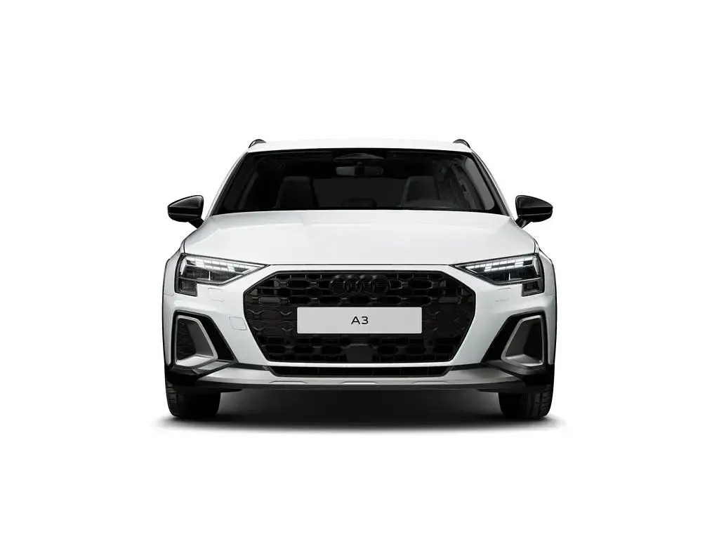 Gebraucht Audi A3 Sport 204 PS (150 kW) 2025 Gletscherweiß metallic Limousine