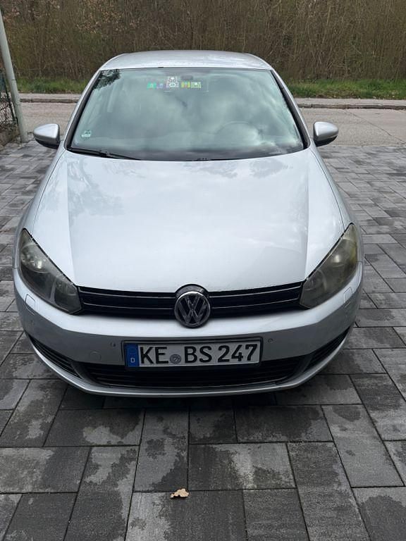 Gebraucht VW Golf VI 90 PS (66 kW) 2009 Silber Kleinwagen