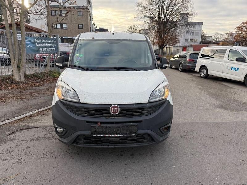 Weiß Gebraucht 2018 Fiat Doblò Van / Kleinbus | 3.999 € (Fairer Preis) - Bild 1/4