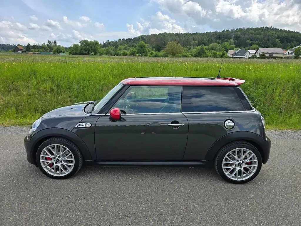 Occasion Mini John Cooper Works 211 ch (155 kW) 2011 Gris Citadine
