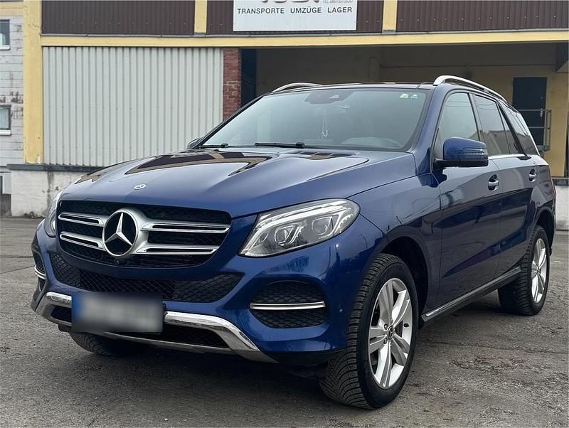 Gebraucht Mercedes GLE250 204 PS (150 kW) 2017 Blau SUV