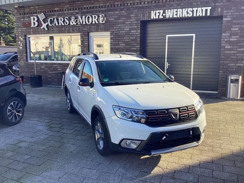 Gebraucht Dacia Logan MCV Stepway 95 PS (69 kW) 2019 Weiß Kombi