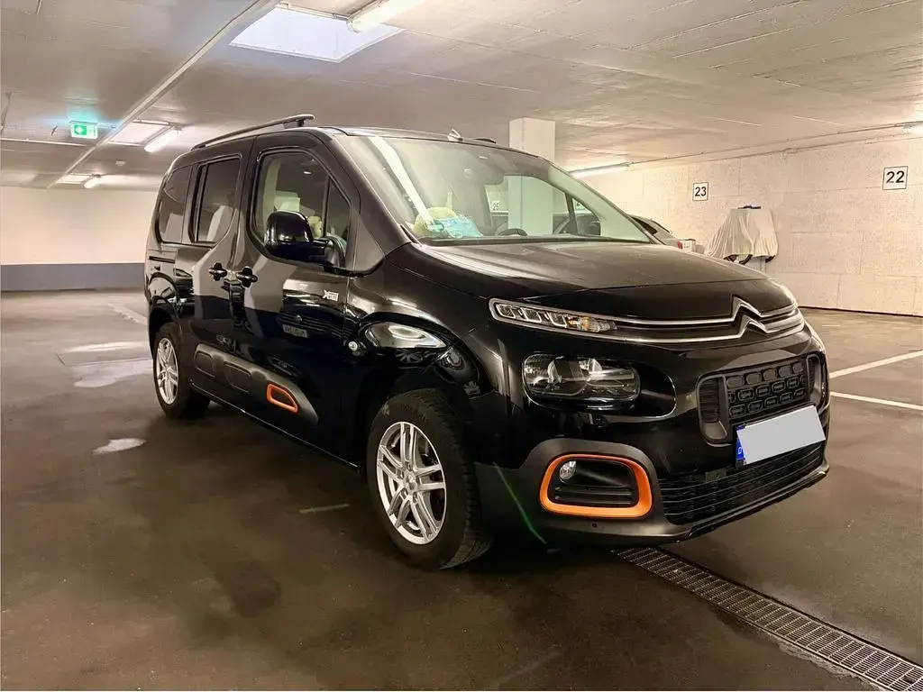 Gebraucht Citroën Berlingo Shine 131 PS (96 kW) 2019 Schwarz Van / Kleinbus