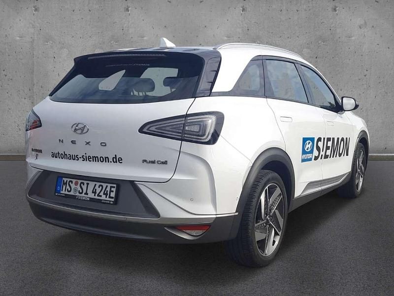 Gebraucht Hyundai Nexo Prime 163 PS (119 kW) 2022 White cream / mic SUV