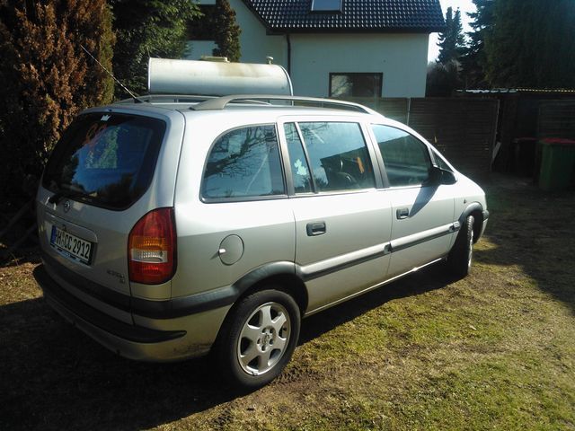 Gebraucht Opel Zafira 170 PS (125 kW) 2002 Silber metallic Van / Kleinbus