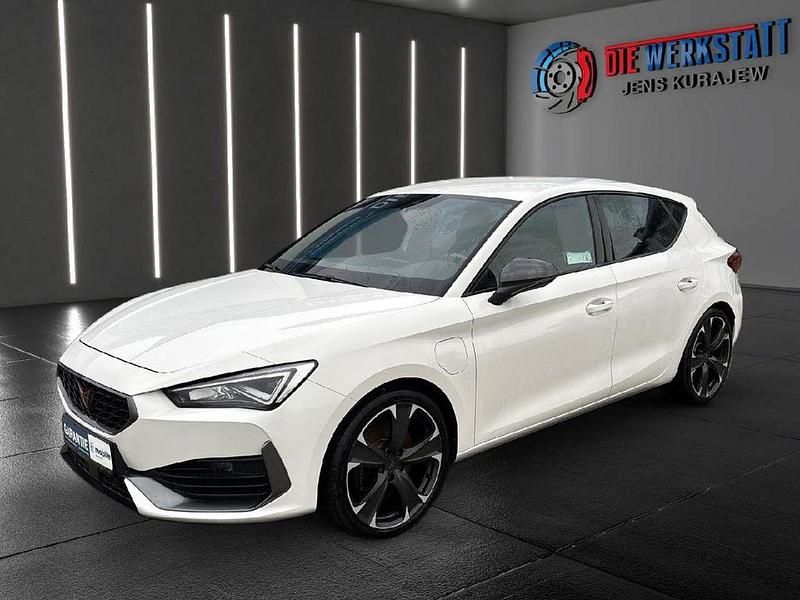Gebraucht Cupra Leon VZ 245 PS (180 kW) 2022 "candy" weiss Limousine