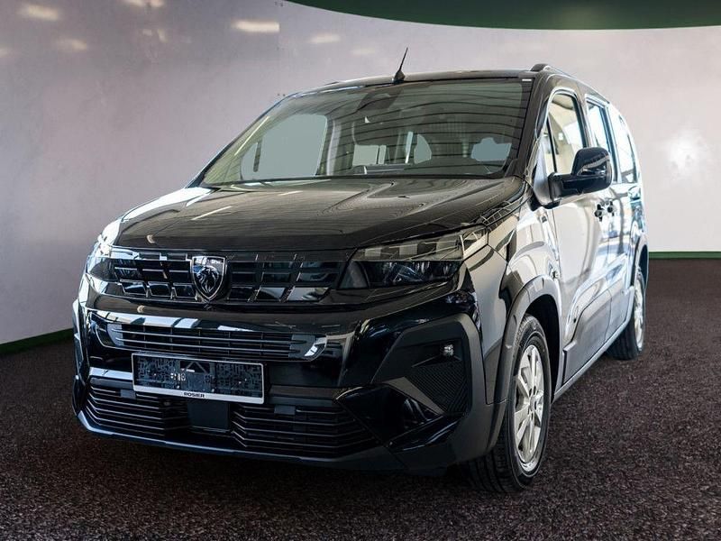 Neu Peugeot Rifter Allure 131 PS (96 kW) 2025 Schwarz / perla nera schwarz Van / Kleinbus