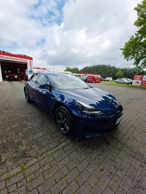 Occasion Tesla Model 3 RWD 208 kW (283 ch) 2023 Bleue Berline