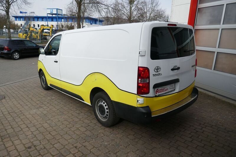Gebraucht Toyota Proace 122 PS (89 kW) 2021 Weiß Van / Kleinbus