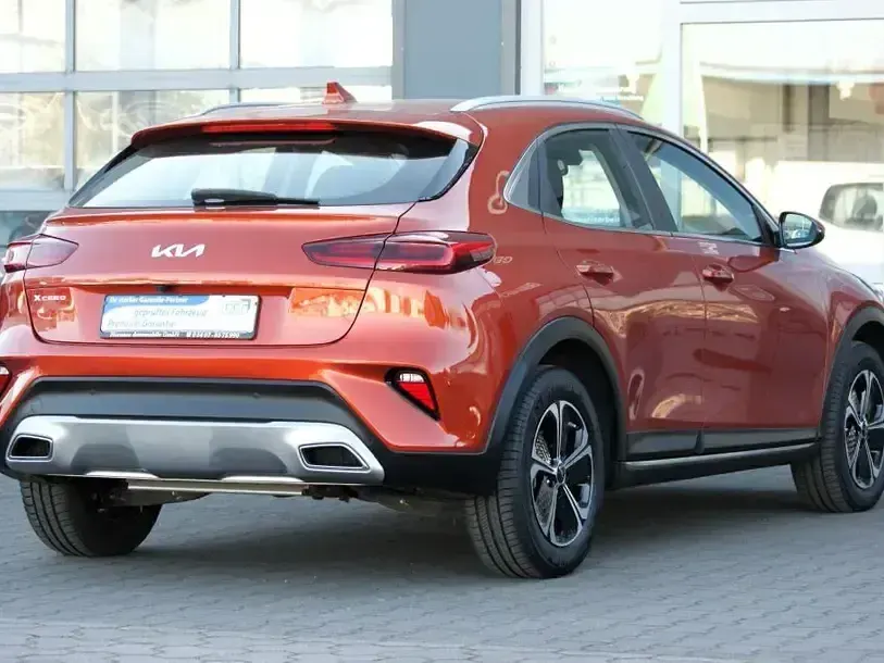 Gebraucht Kia XCeed Vision 141 PS (103 kW) 2022 Orange SUV