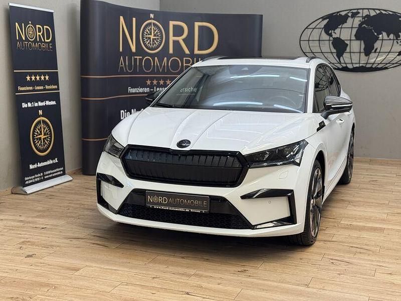 Moonweiss metallic (metallic) Gebraucht 2022 Skoda Enyaq iV SUV | 29.899 € (Etwas zu teuer) - Bild 1/3