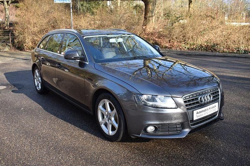 Gebraucht Audi A4 Ambition 120 PS (88 kW) 2009 Grau Kombi