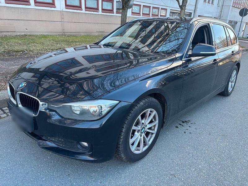 Gebraucht BMW 316 116 PS (85 kW) 2013 Schwarz Kombi