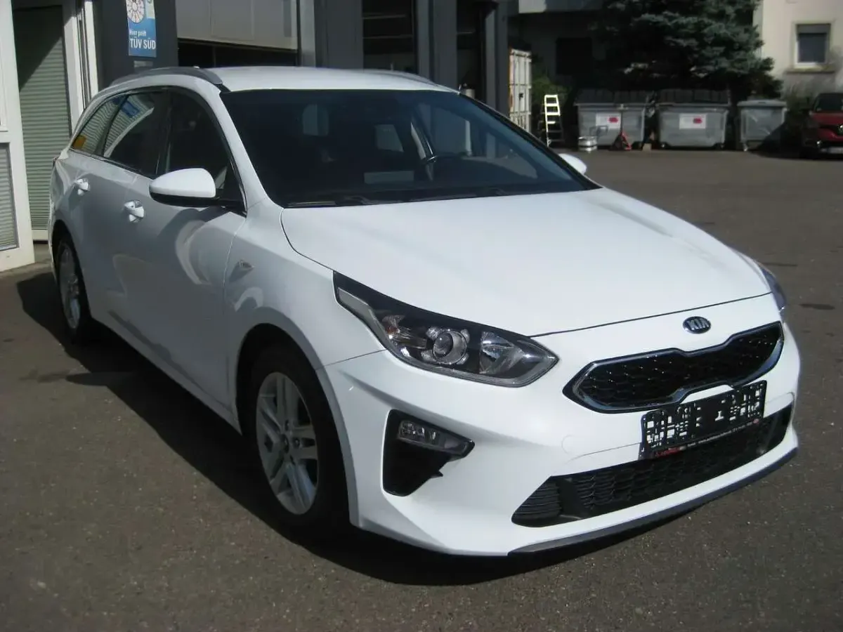 Gebraucht Kia Ceed Sportswagon Vision 140 PS (102 kW) 2020 Casa white Kombi