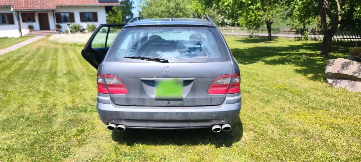Gebraucht Mercedes E320 224 PS (164 kW) 2006 Grau Kombi