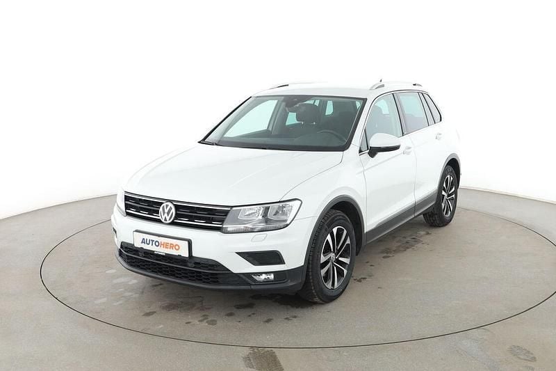 Gebraucht VW Tiguan Comfortline 150 PS (110 kW) 2020 Weiß SUV
