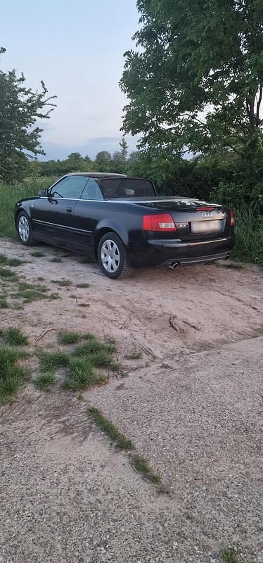 Gebraucht Audi A4 Cabriolet Basis 170 PS (125 kW) 2001 Schwarz Cabrio