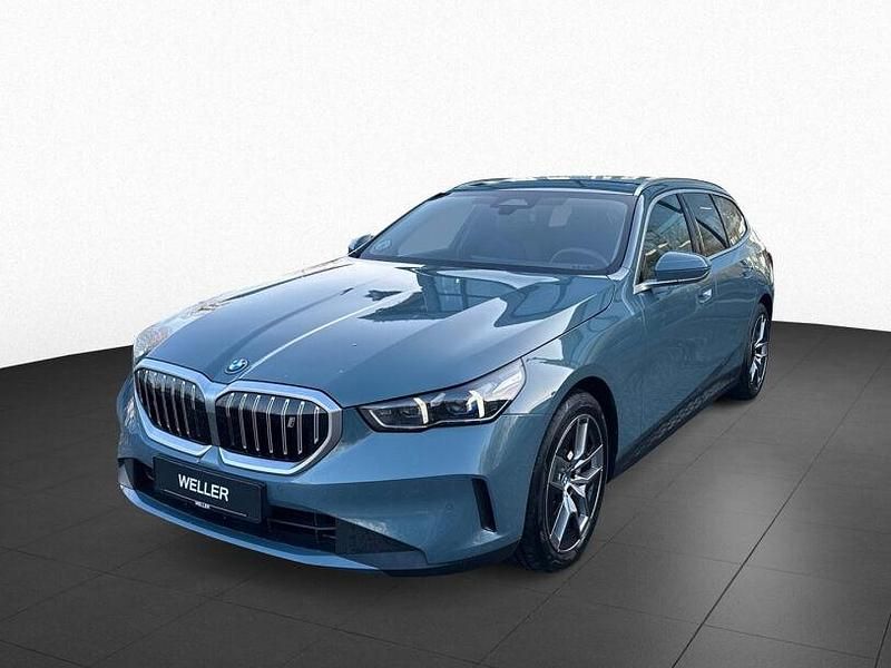 Gebraucht BMW i5 Comfort Edition 250 kW (340 PS) 2024 Cape york grün (grün) Kombi