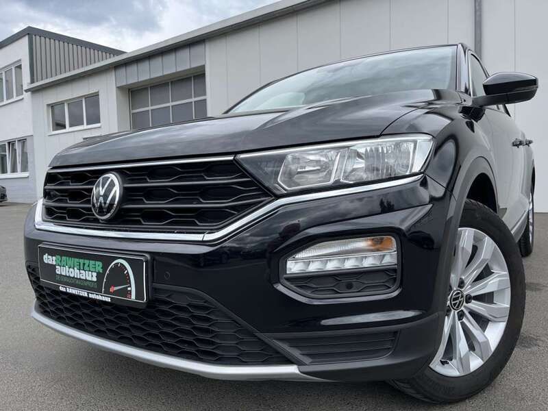 Schwarz Gebraucht 2021 VW T-Roc Sport SUV | 22.860 € (Guter Preis) - Bild 1/4