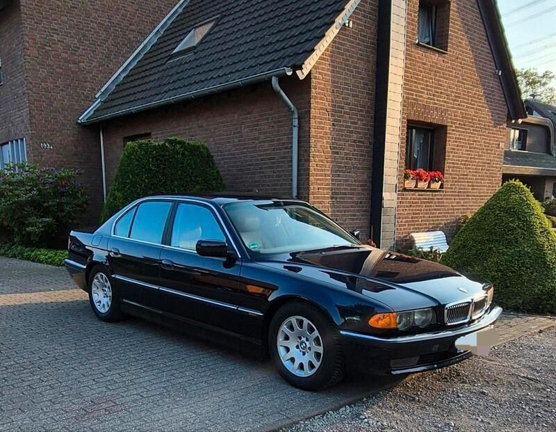 Blau Gebraucht 2000 BMW 728 Limousine | 6.900 € (Etwas zu teuer) - Bild 1/4