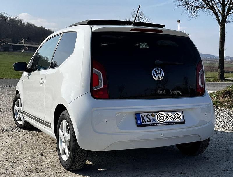 Gebraucht VW up! CLUB 75 PS (55 kW) 2016 Weiß Kleinwagen