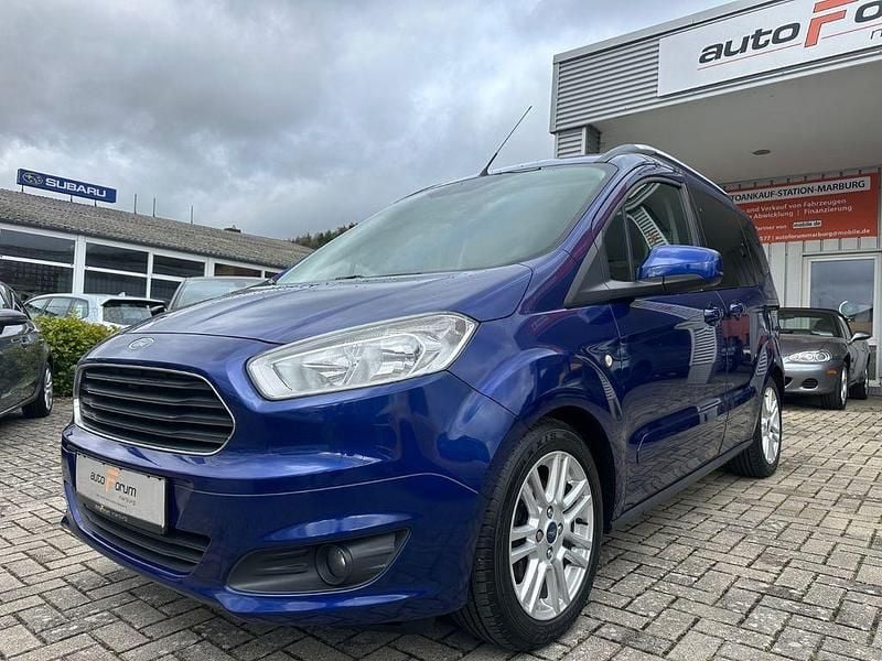 Gebraucht Ford Tourneo Courier Titanium 101 PS (74 kW) 2018 Blau Van / Kleinbus