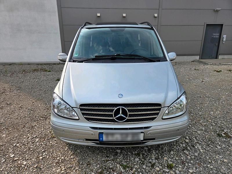 Gebraucht Mercedes Viano 150 PS (110 kW) 2003 Silber Van / Kleinbus