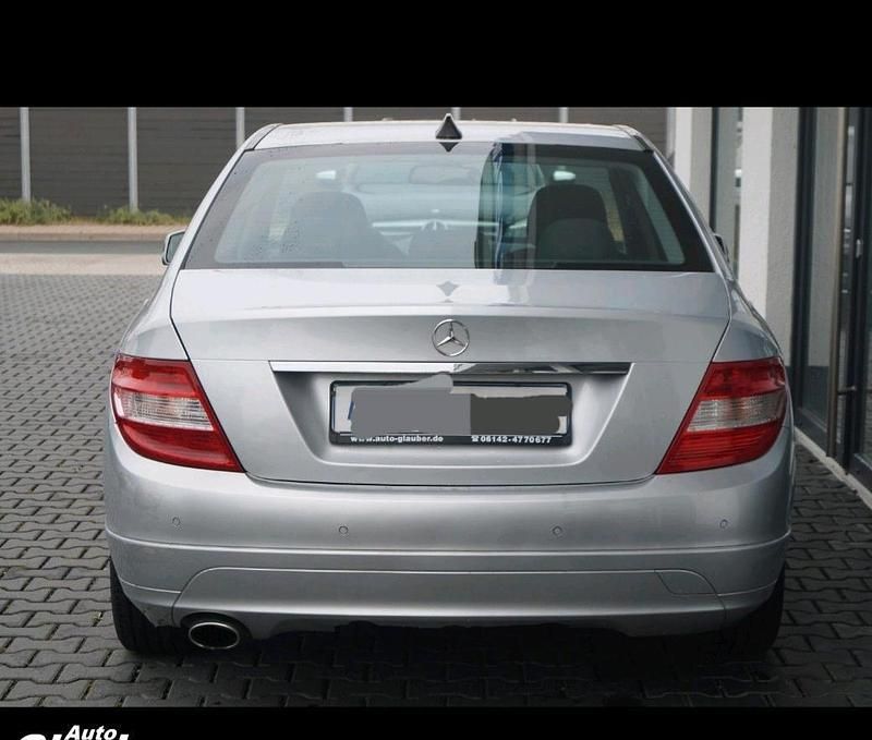 Grau Gebraucht 2009 Mercedes C220 Limousine | 5.800 € (Guter Preis) - Bild 1/4
