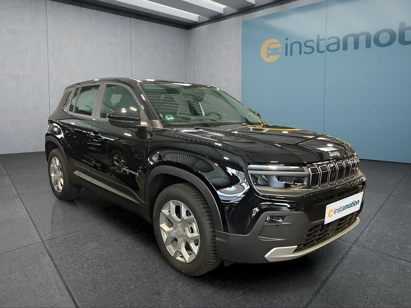 Neu Jeep Avenger Altitude 101 PS (74 kW) 2026 Schwarz SUV