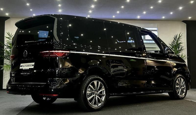 Używany VW T7 Style 150 KM (110 kW) 2025 Czarny Van