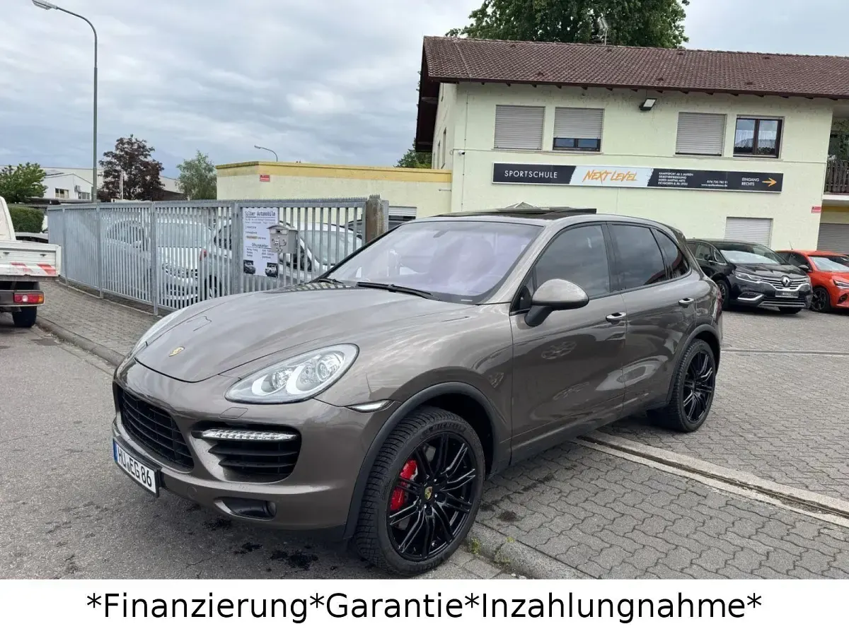 Gebraucht Porsche Cayenne Turbo 500 PS (367 kW) 2011 Braun SUV