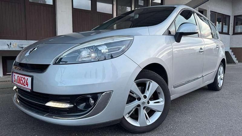 Grau Gebraucht 2013 Renault Scénic III Van / Kleinbus | 3.999 € (Guter Preis) - Bild 1/4
