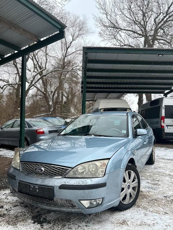 Blau Gebraucht 2005 Ford Mondeo Limousine | 500 € (Superpreis) - Bild 1/4