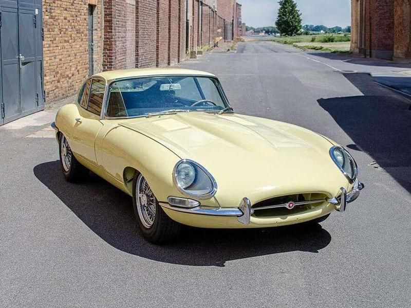 Gelb Gebraucht 1963 Jaguar E-Type Coupé | 137.900 € - Bild 1/4